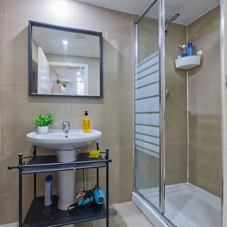 Charming Gem Apartment *